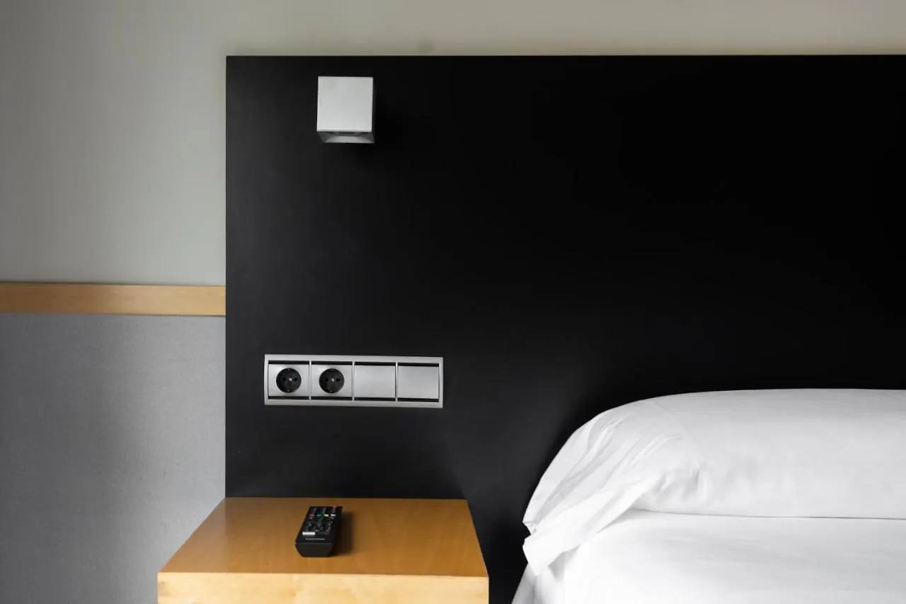 Onix Liceo Hotel Barcelona 3*,  Spain