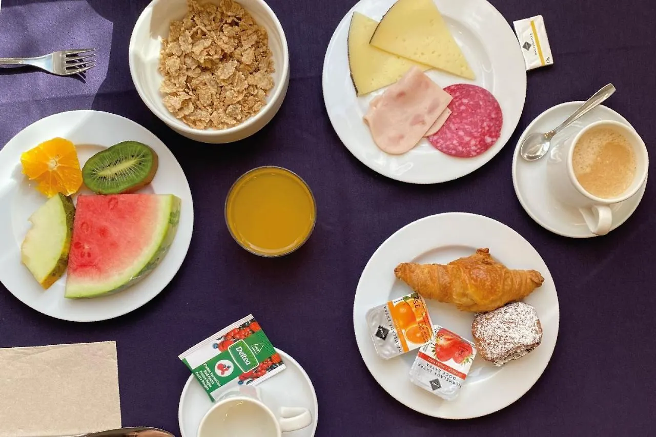 Onix Liceo Hotel Barcelona 3*,  Spain
